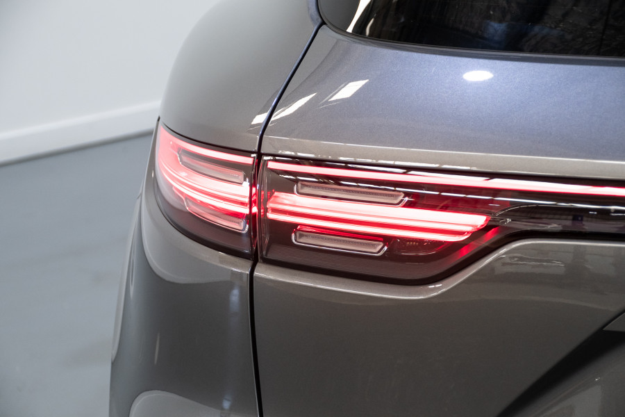 2019 Porsche Cayenne S SUV Image 11