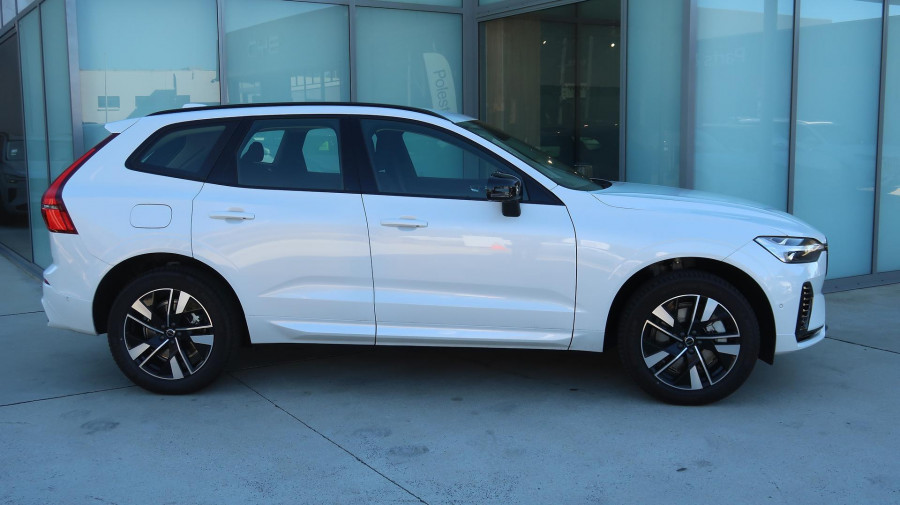 2025 MY26 Volvo XC60 UZ Plus T8 Plug-in Hybrid Dark SUV Image 2
