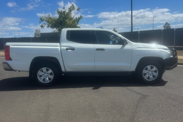 2024 Mitsubishi Triton MV GLX+ Ute Image 2