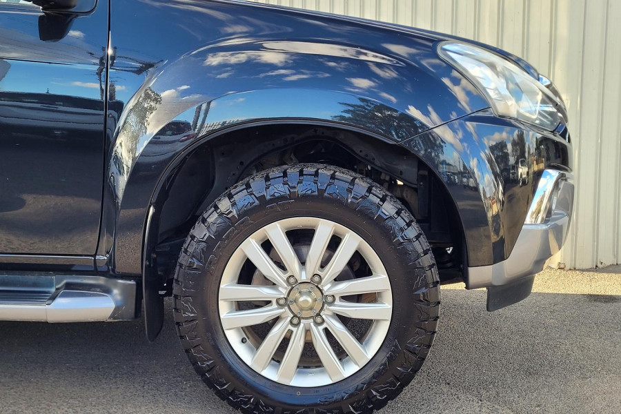 2018 MY17 Isuzu MU-X LS-U SUV Image 8