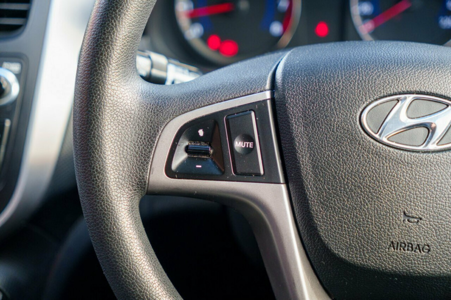 2015 Hyundai Accent RB2 Active Hatch Image 11