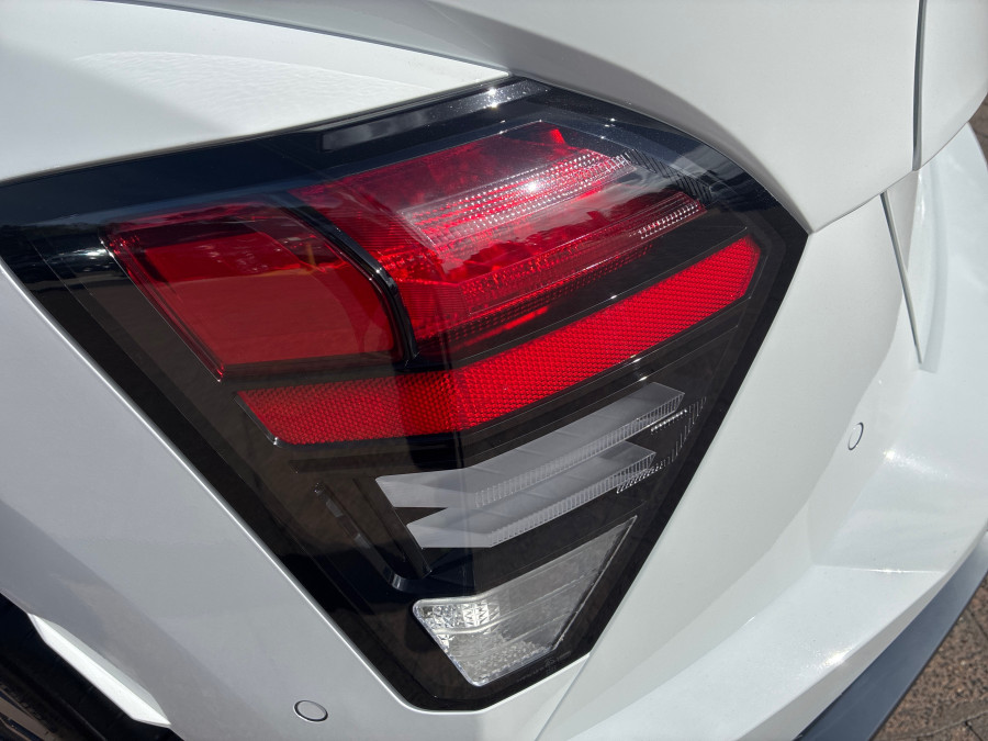 2026 Hyundai KONA SX2.V3 Hybrid Premium N Line SUV Image 17
