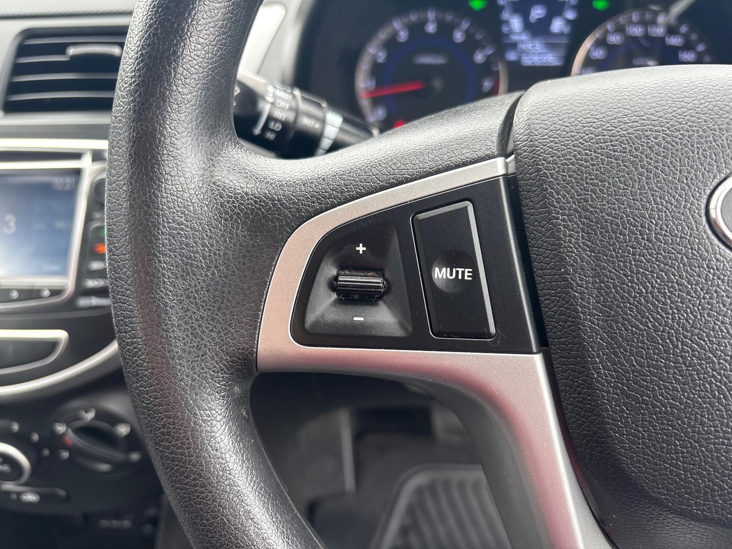 2014 Hyundai ix35 Series II Elite SUV Image 21