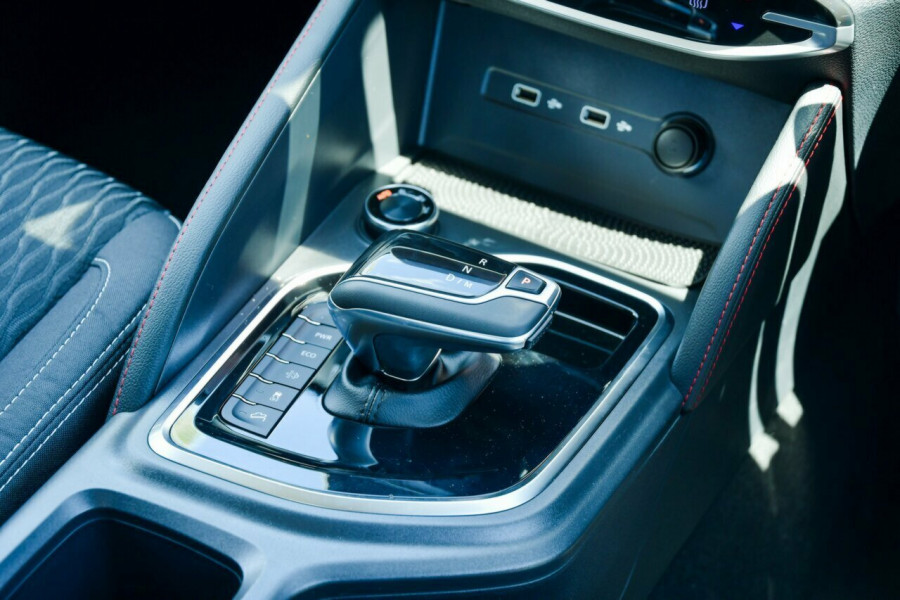 2026 MY25 LDV T60 SK8C Max PRO Ute Image 12