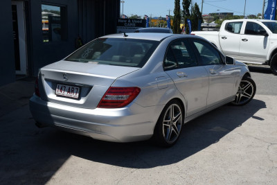 2012 Mercedes-Benz C-class W204 MY12 C200 BlueEFFICIENCY Sedan Image 4