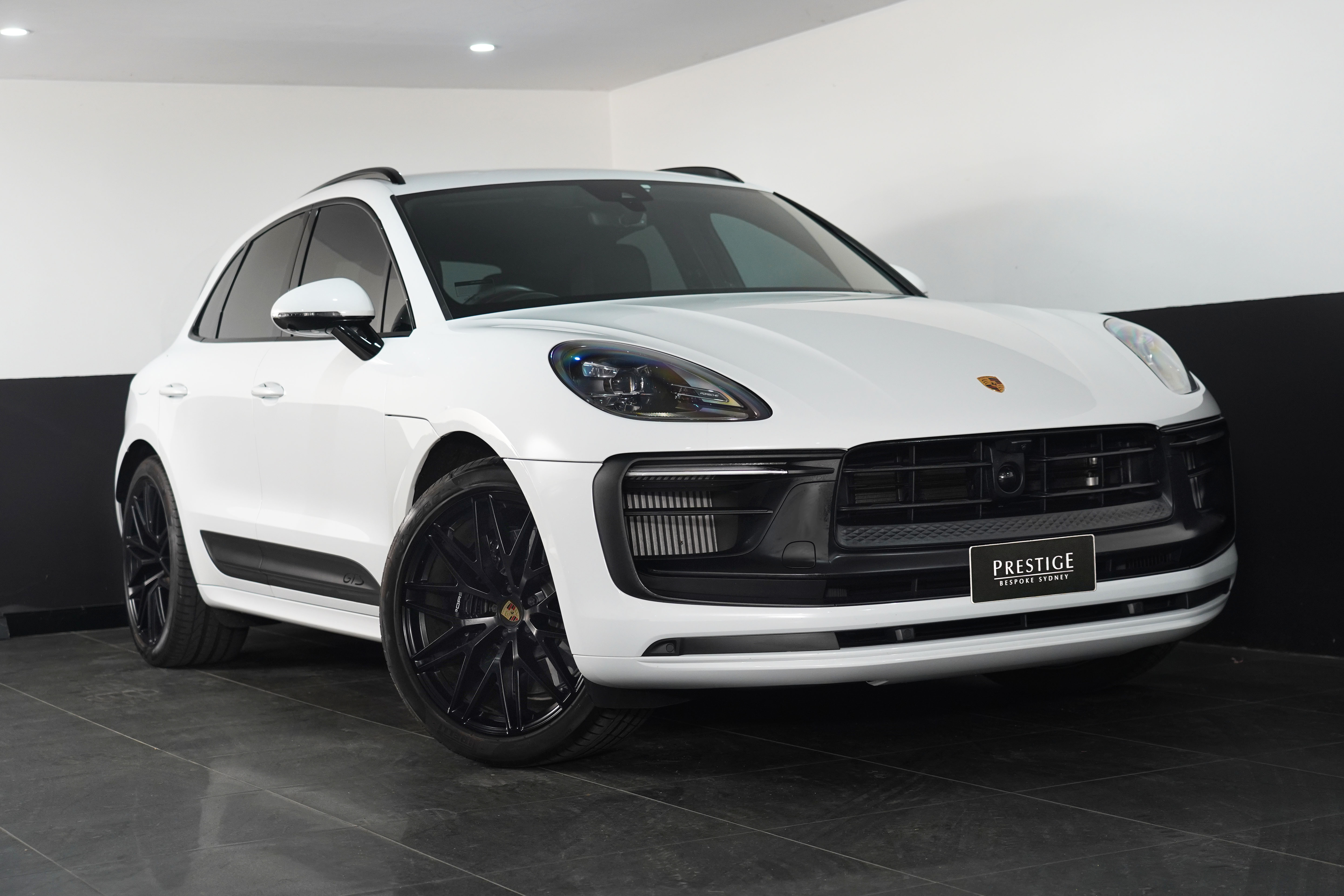 2022 Porsche Macan GTS SUV Image 10