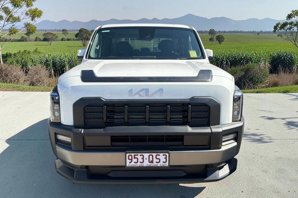 2025 MY26 Kia Tasman TK SX Cab Chassis Image 1