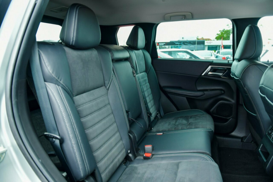2024 Mitsubishi Outlander ZM Aspire SUV Image 10