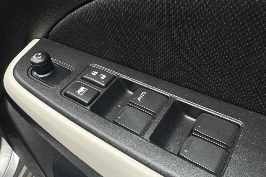 2019 Suzuki Swift AZ GL Navigator Hatch Image 17
