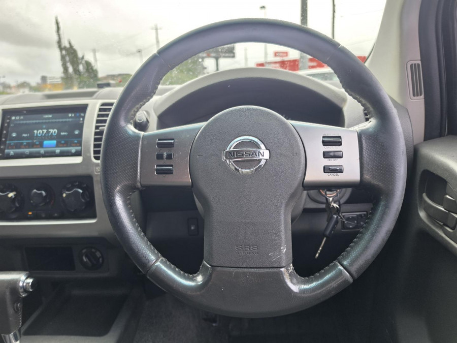 2011 Nissan Navara D40 ST Ute Image 21