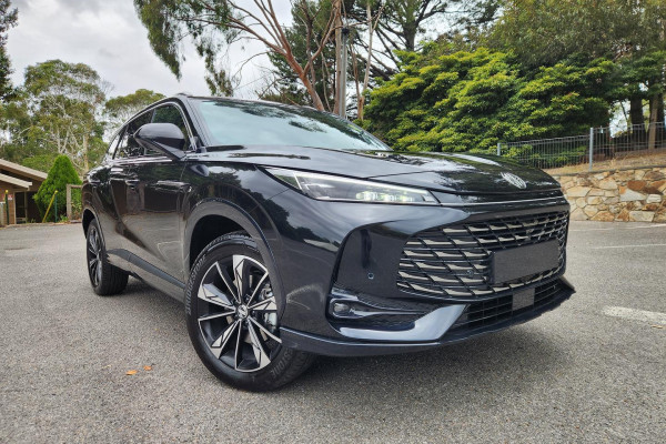 2025 MG HS AS33 Essence SUV