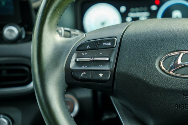 2021 MY22 Hyundai KONA OS.V4 Electric Highlander SUV Image 11