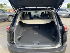 2025 Nissan X-Trail T33 ST-L e-POWER SUV image 5