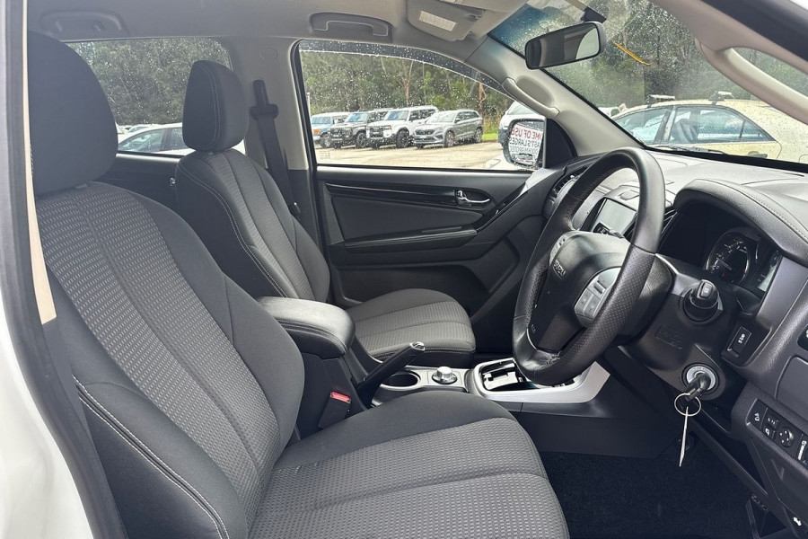 2019 Isuzu MU-X LS-U SUV Image 9