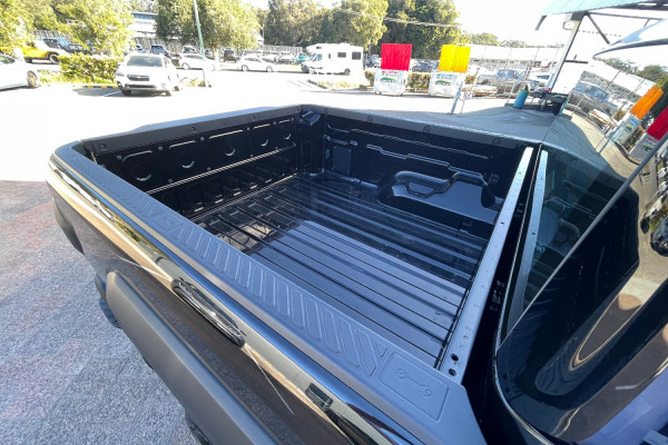 2025 MY26 Kia Tasman TK SX Ute Image 17