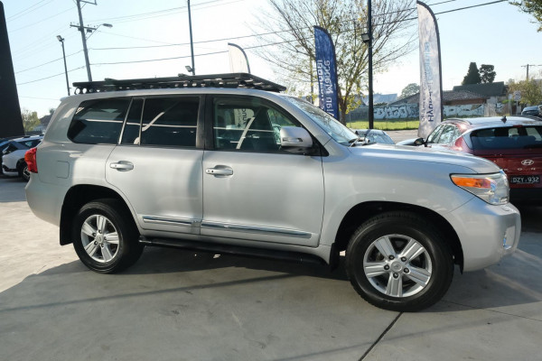 2014 MY13 Toyota LandCruiser VDJ200R Sahara SUV Image 5