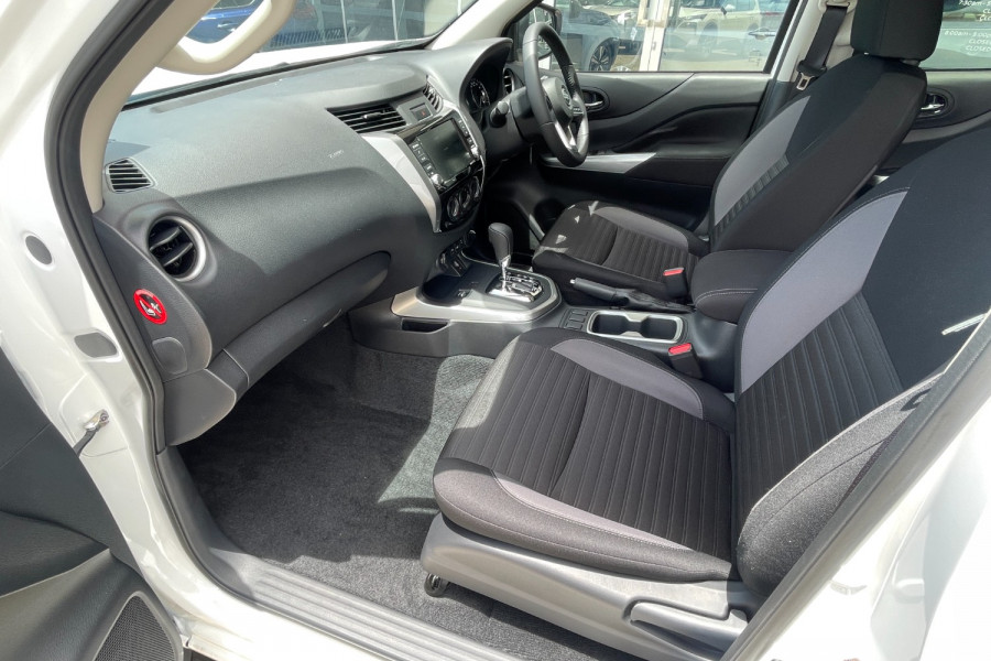 2024 Nissan Navara D23 ST Ute Image 12