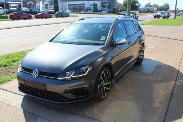 2019 MY20 Volkswagen Golf 7.5 R Wagon Image 2