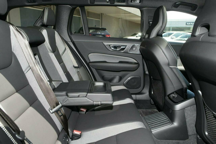 2019 MY20 Volvo V60 F-Series T8 R-Design Wagon Image 17