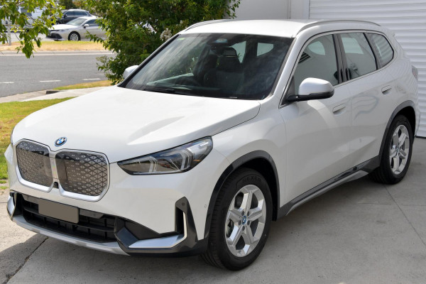 2025 BMW iX1 U11 eDrive20 xLine SUV image 23