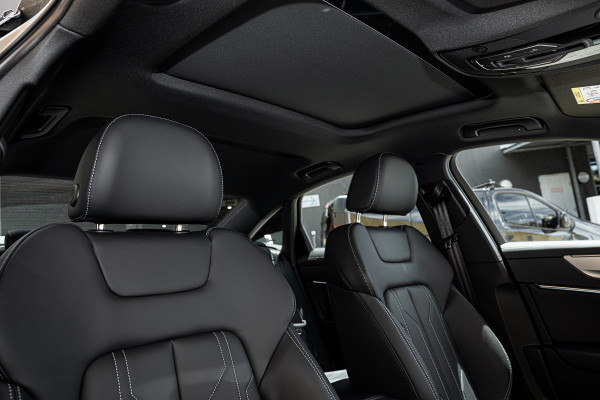 2025 Audi A6 C8 45 TFSI S Line Sedan image 9