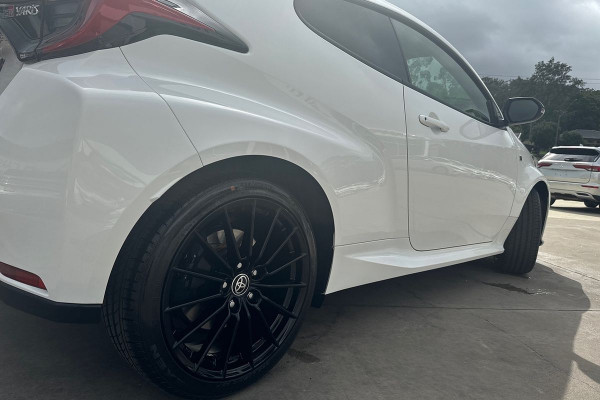 2021 Toyota Yaris GXPA16R GR Hatch Image 4