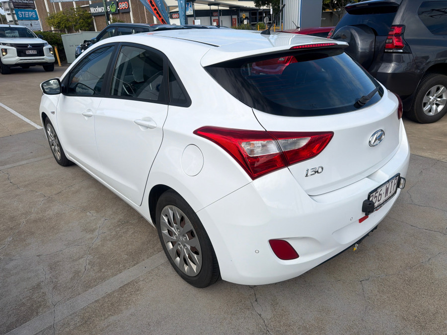 2015 MY16 Hyundai i30 GD3 Series II Active Hatch Image 4