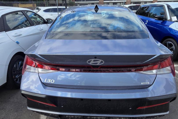 2026 Hyundai i30 CN7.V4 Hybrid Sedan Image 5