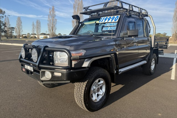 2022 Toyota LandCruiser VDJ79R GXL Cab Chassis Image 8