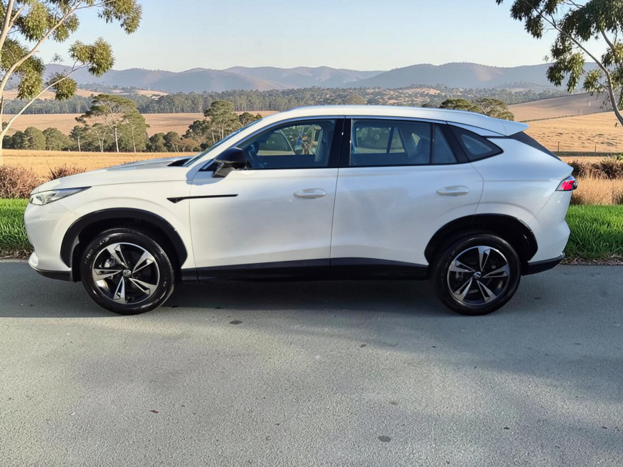 2025 MG HS AS33 Vibe SUV Image 3