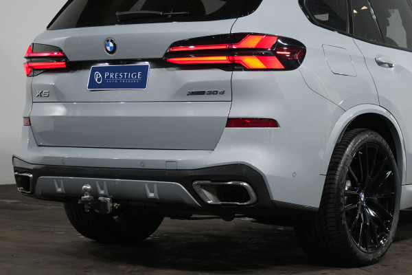 2023 BMW X5 xDrive30d M Sport SUV Image 8