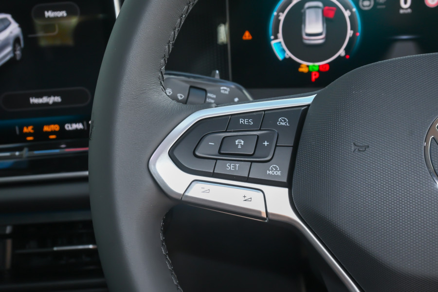 2025 Volkswagen Tayron R4 110TSI Life SUV