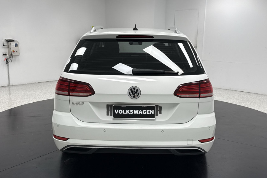 2019 MY19.5 Volkswagen Golf 7.5 110TSI Comfortline SUV Image 10