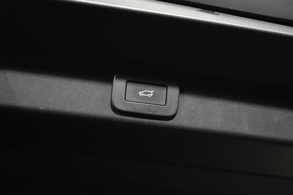 2024 Land Rover Range Rover Sport L461 D250 SE SUV Image 28