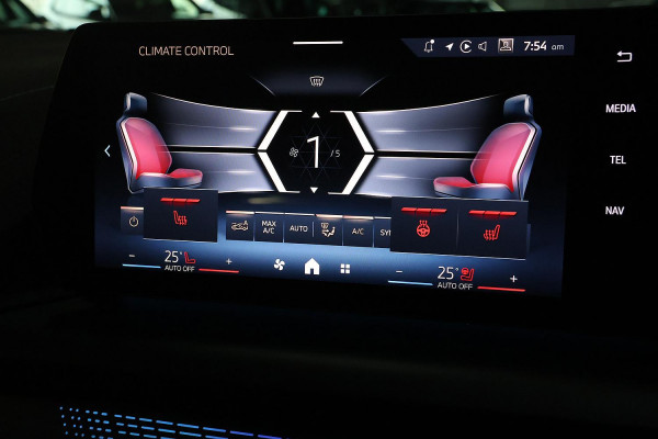 2025 BMW 1 Series F70 120 M Sport Hatch image 23