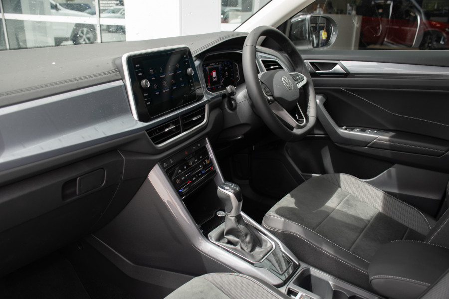 2025 MY26 Volkswagen T-Roc D11 110TSI Style SUV Image 8