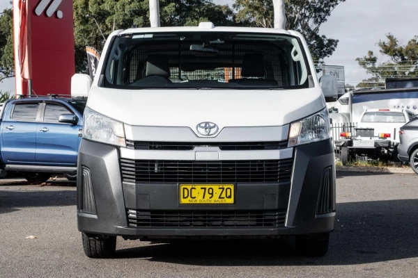 2022 Toyota HiAce GDH300R  Van Image 4