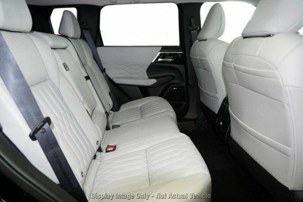 2025 Mitsubishi Outlander ZM Exceed SUV Image 7