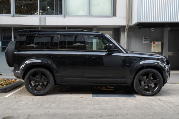2026 Land Rover Defender L663 110 D350 X-Dynamic HSE SUV image 3
