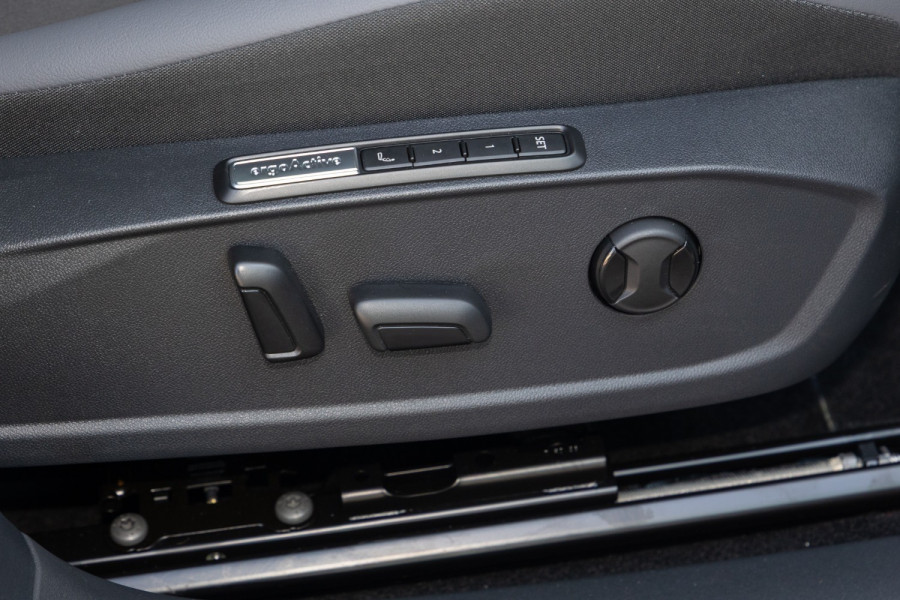 2024 MY25 Volkswagen ID. 4 E2 Pro SUV Image 16