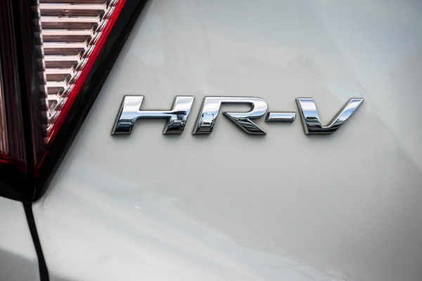 2015 Honda HR-V  VTi-L SUV Image 19