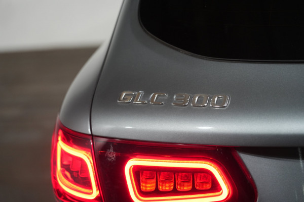 2019 Mercedes-Benz GLC-Class GLC300 SUV Image 9