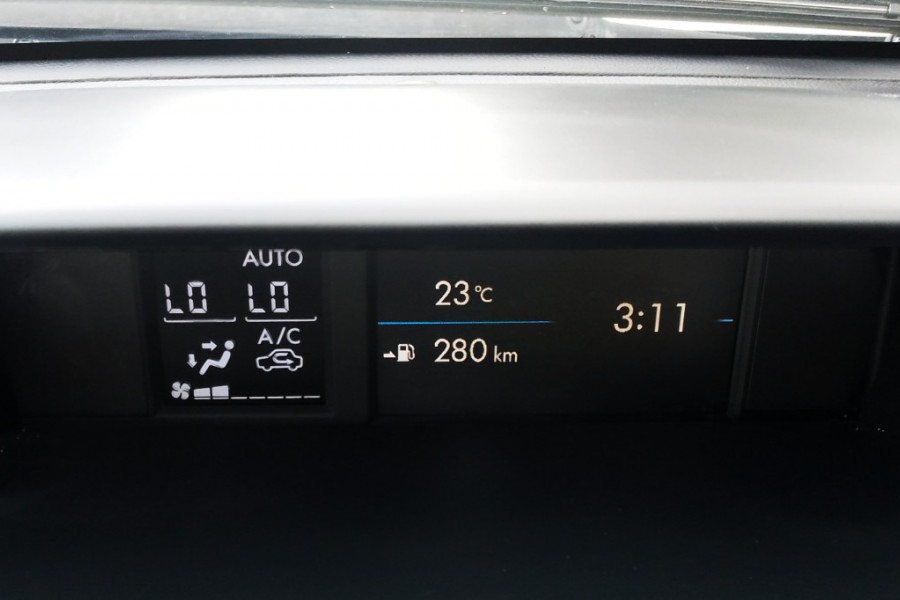 2012 Subaru XV G4-X 2.0i-L SUV Image 24