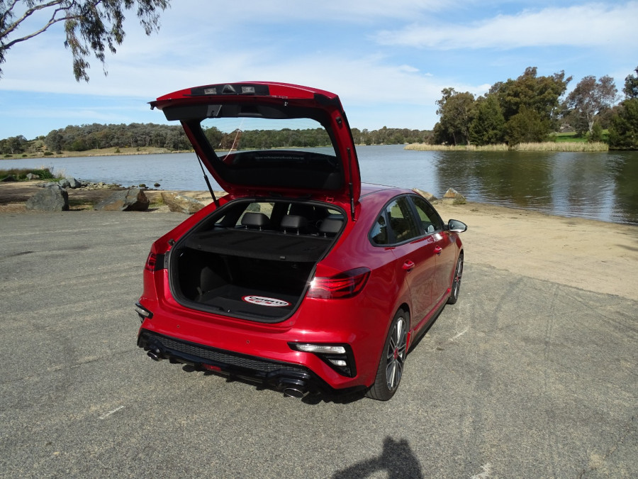 2019 MY20 Kia Cerato BD GT Hatch Image 7