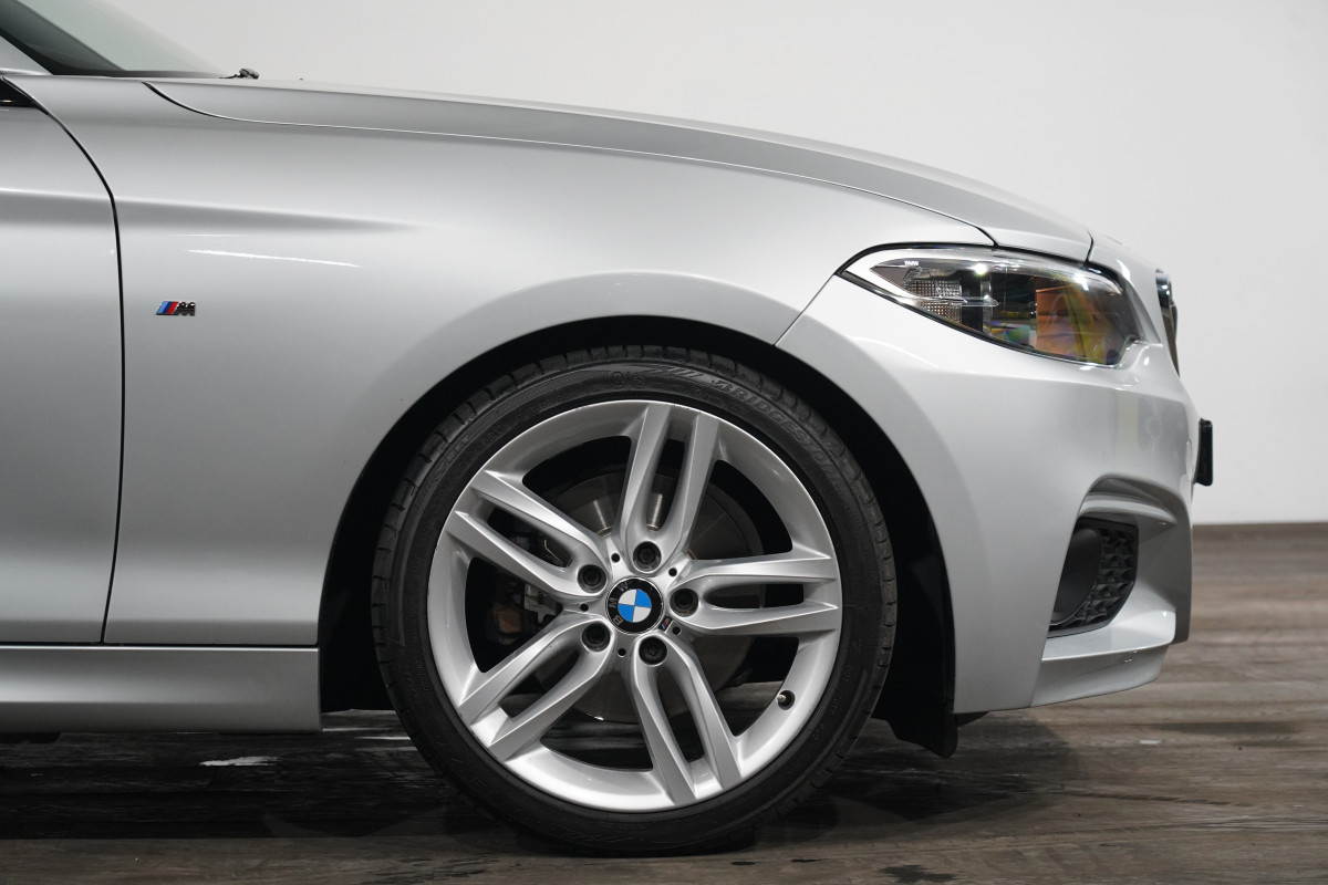 2016 BMW 2 20i M Sport Convertible Image 5