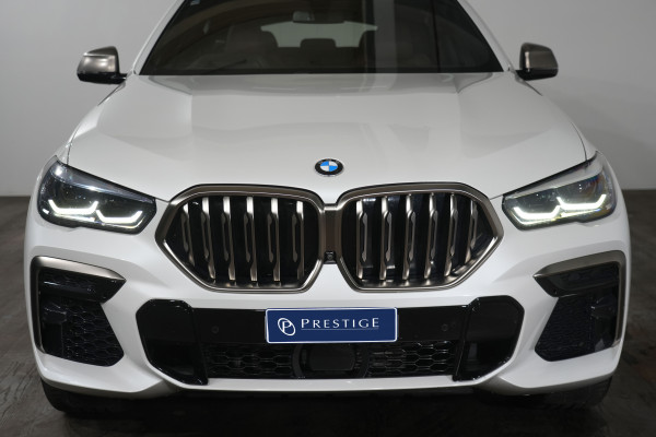 2022 BMW X6 M50i Coupe image 3
