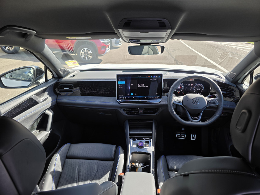 2026 Volkswagen Tiguan CT 195TSI R-Line SUV Image 14
