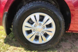 2013 Kia Grand Carnival VQ  Si Wagon