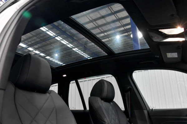 2024 BMW X5 G05 LCI M60i SUV image 22
