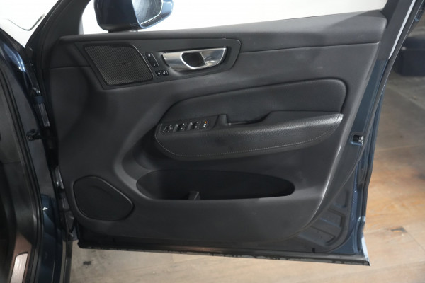2021 Volvo XC60 UZ B5 Momentum SUV